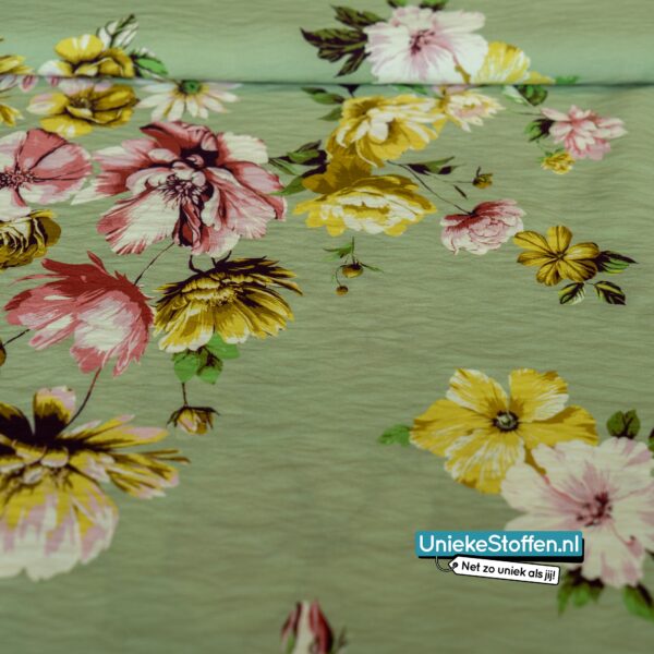 Grote bloemen viscose A La Ville