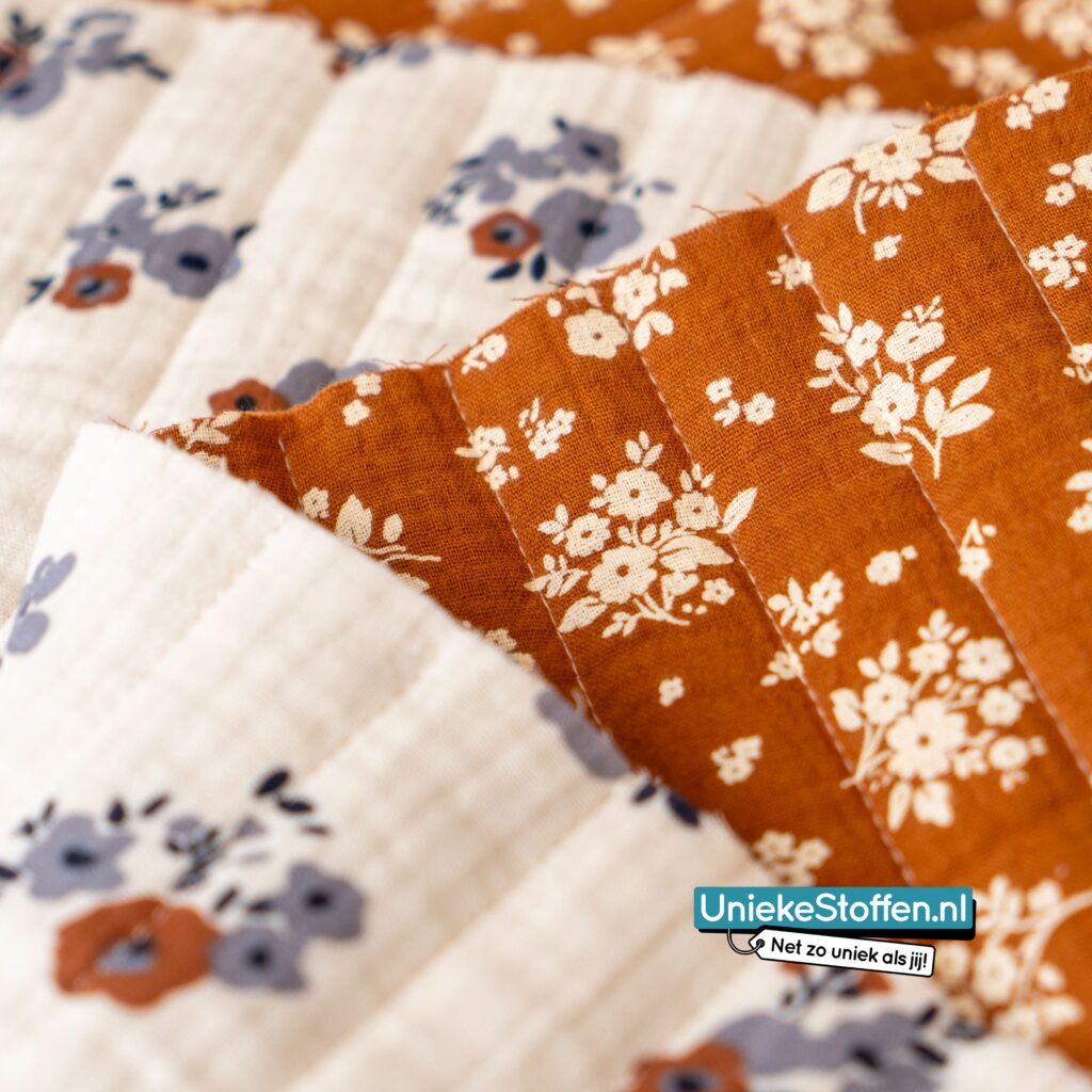 Gewatteerde hydrofiel bloemen blauw-cognac